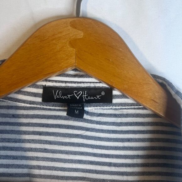 Velvet Heart Striped Tie Waist Super Soft Button Front Shirt Size Medium - Picture 7 of 10